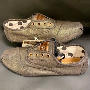 Tom’s Woman’s Cordones Gold And Metallic Linen 9.5